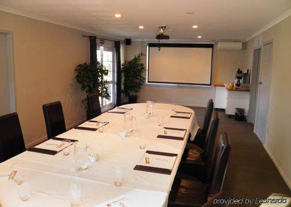 רוטורואה Wai Ora Lakeside Spa Resort עסק תמונה