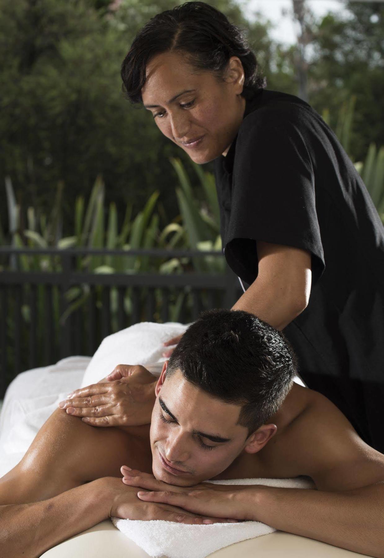 רוטורואה Wai Ora Lakeside Spa Resort מראה חיצוני תמונה